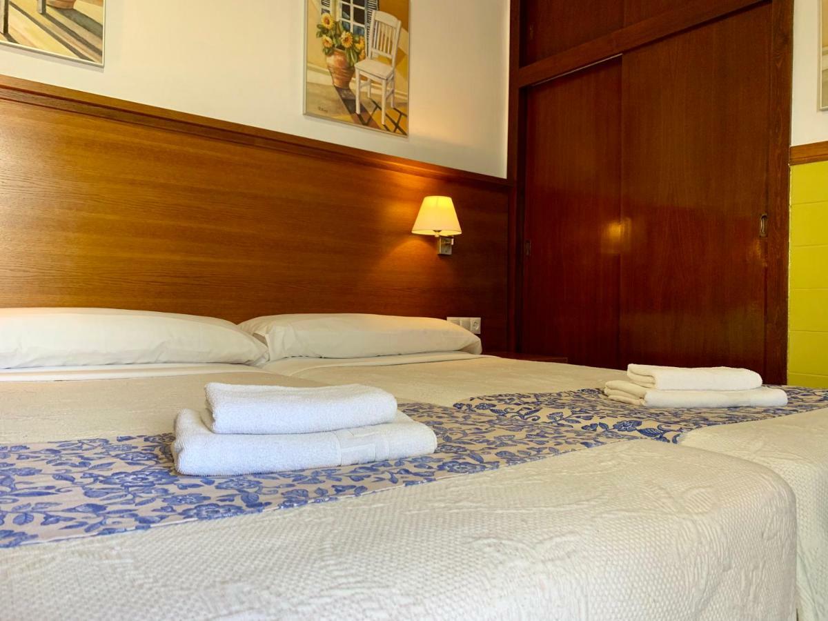 טריפה Hostal Dori מראה חיצוני תמונה