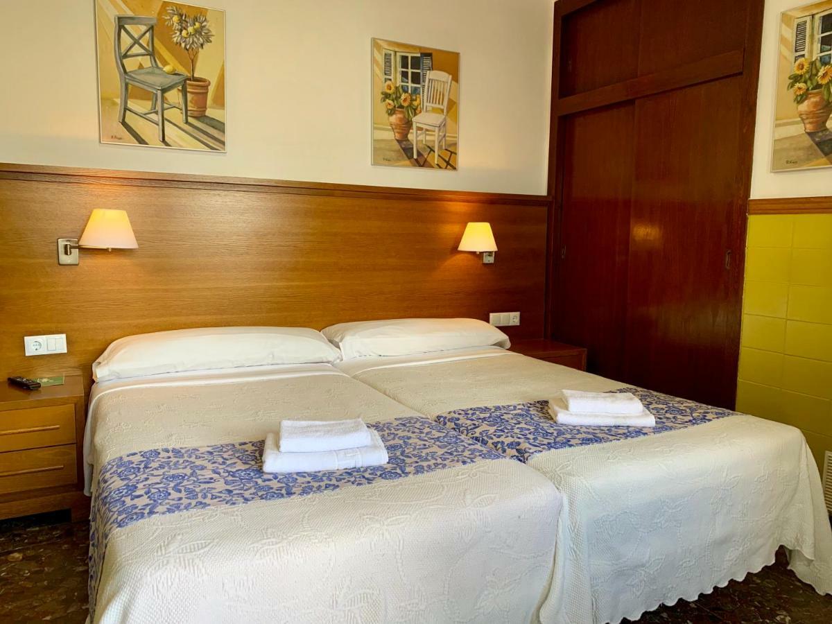 טריפה Hostal Dori מראה חיצוני תמונה