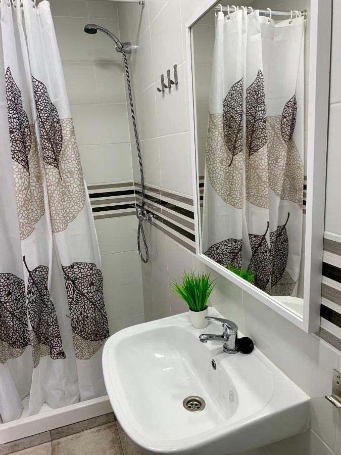 טריפה Hostal Dori מראה חיצוני תמונה